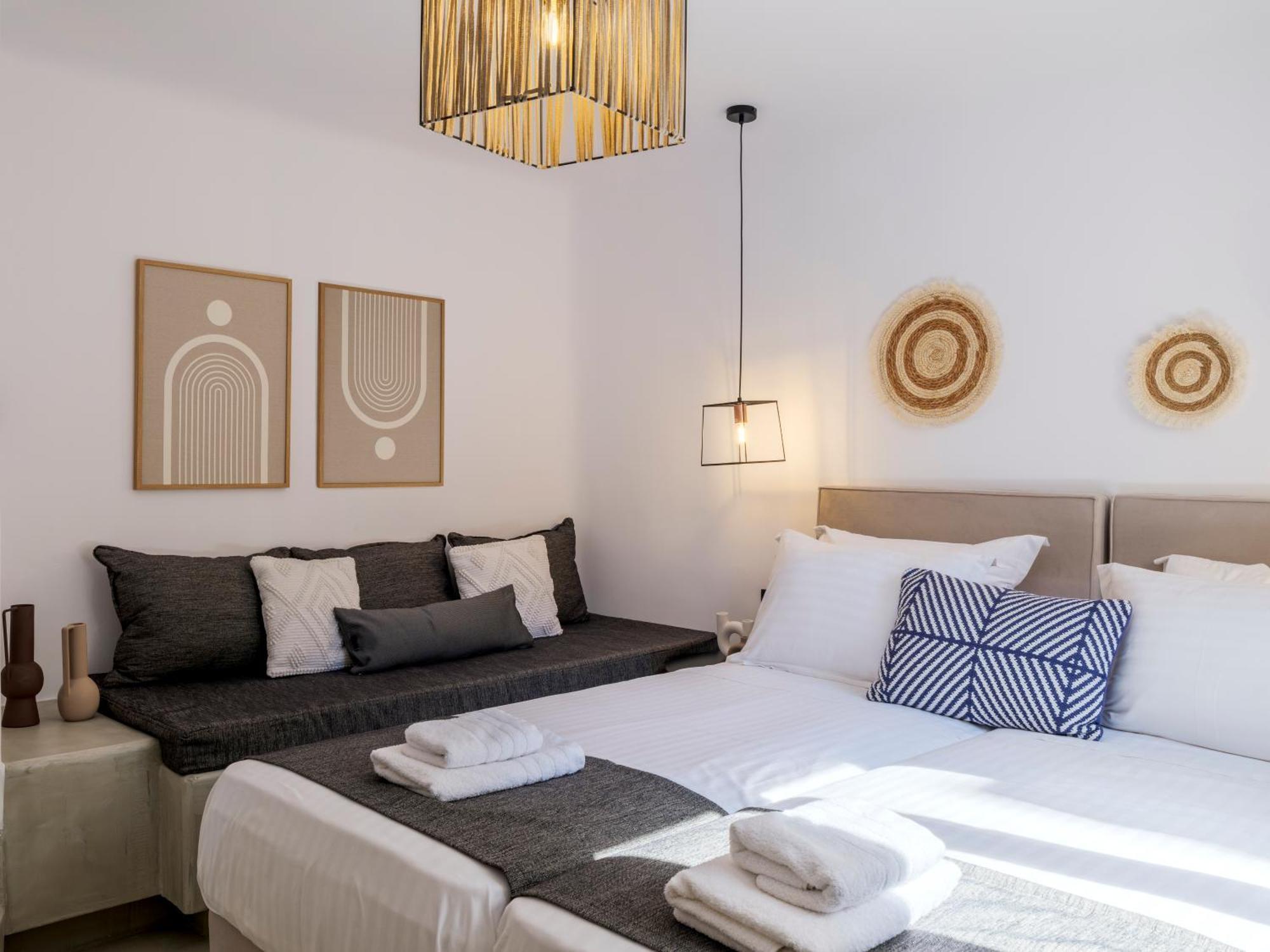 Villa Mykonos & Merchia Beach