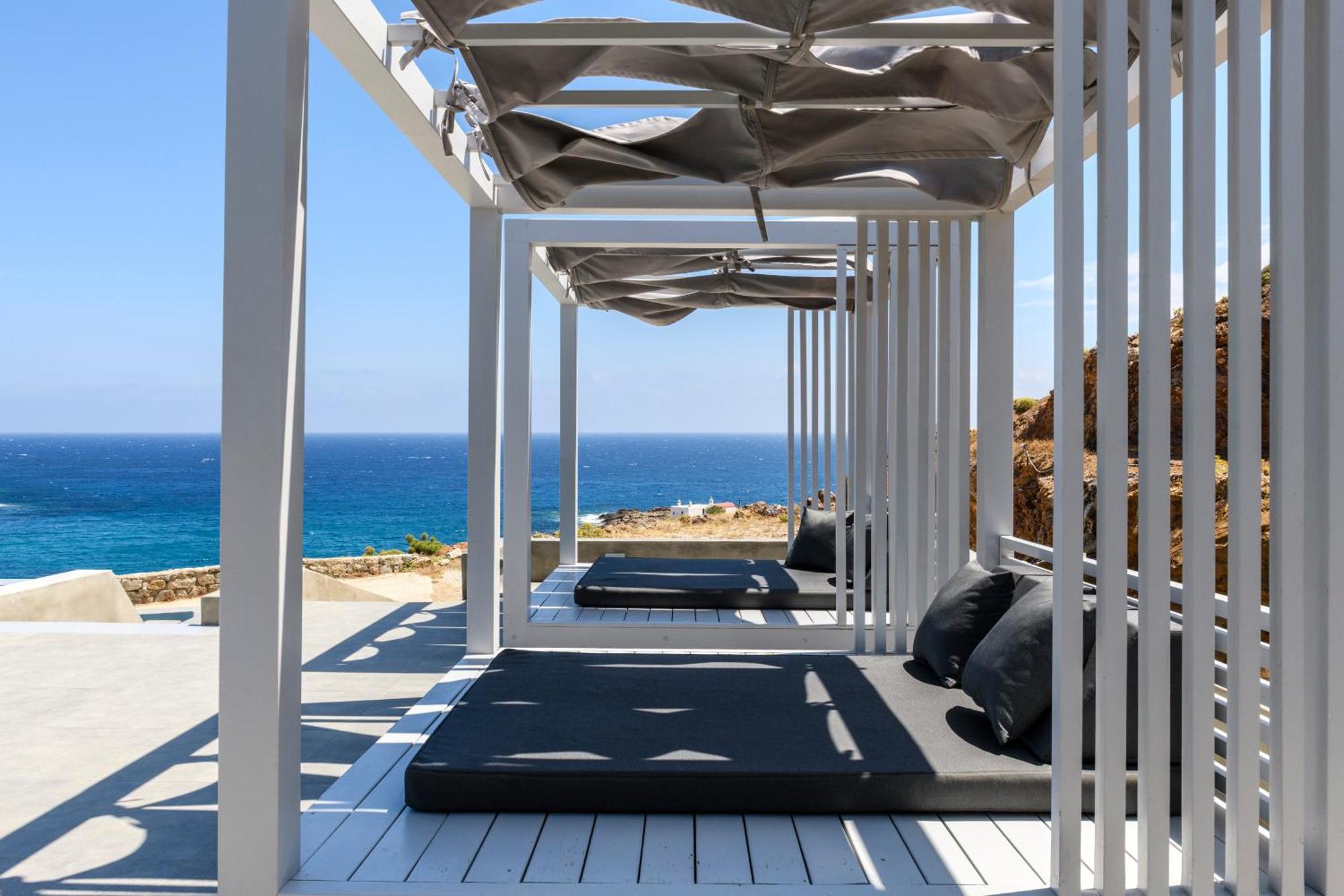 Mykonos & Villa Merchia Beach