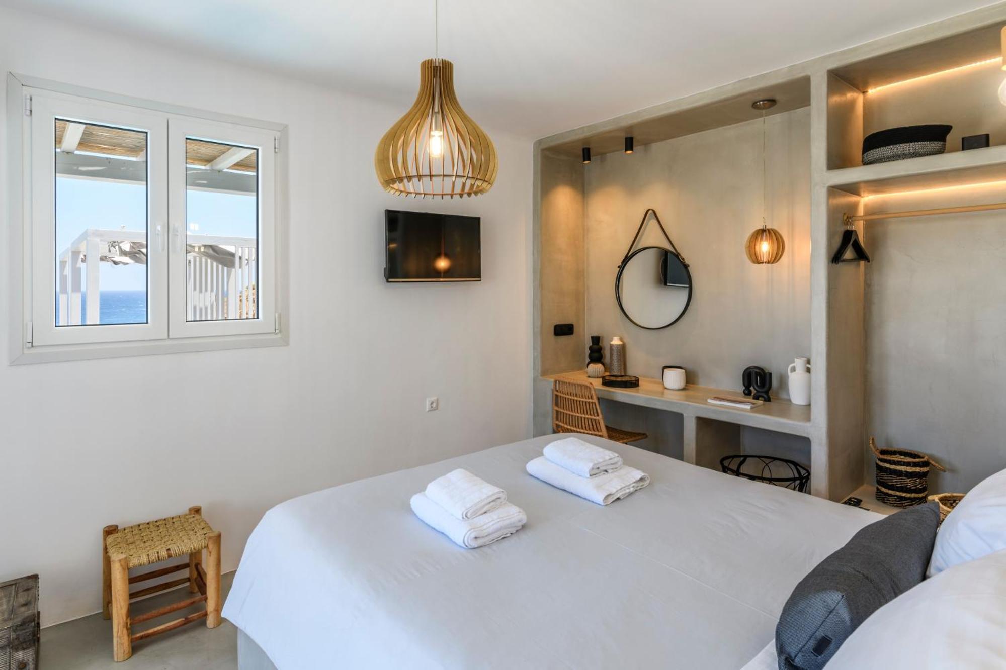 Mykonos & * Merchia Beach
