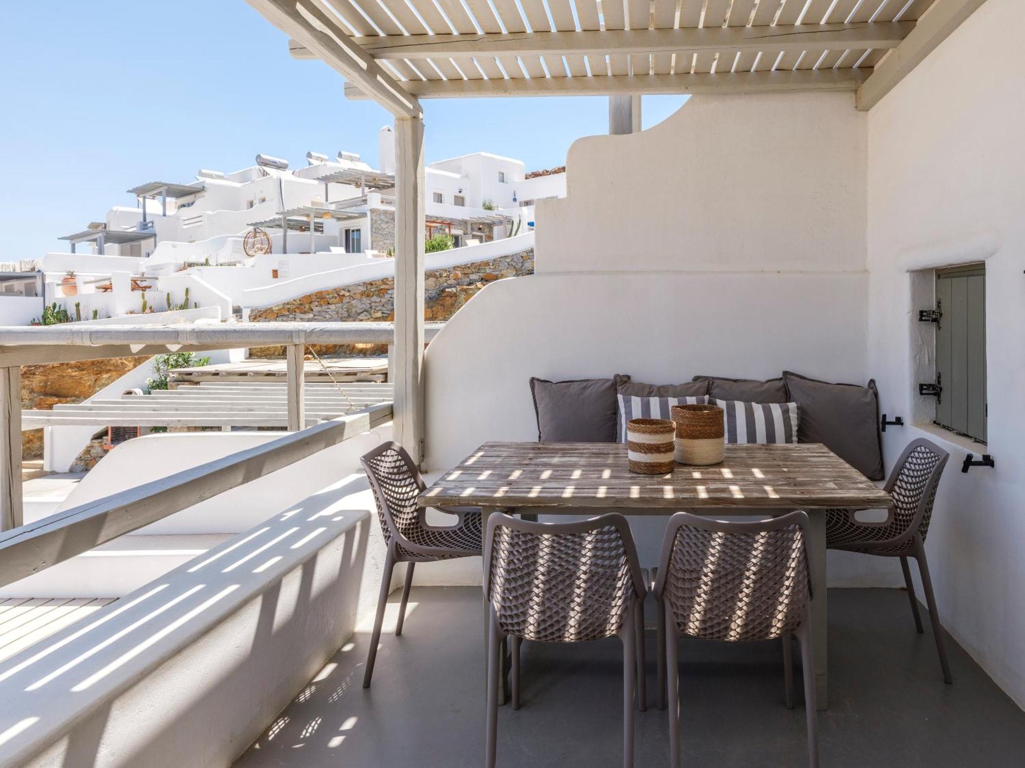 Mykonos & Merchia Beach